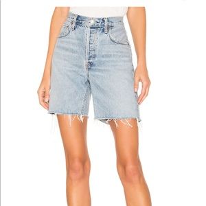 AGOLDE “Rumi Short” in Renewal